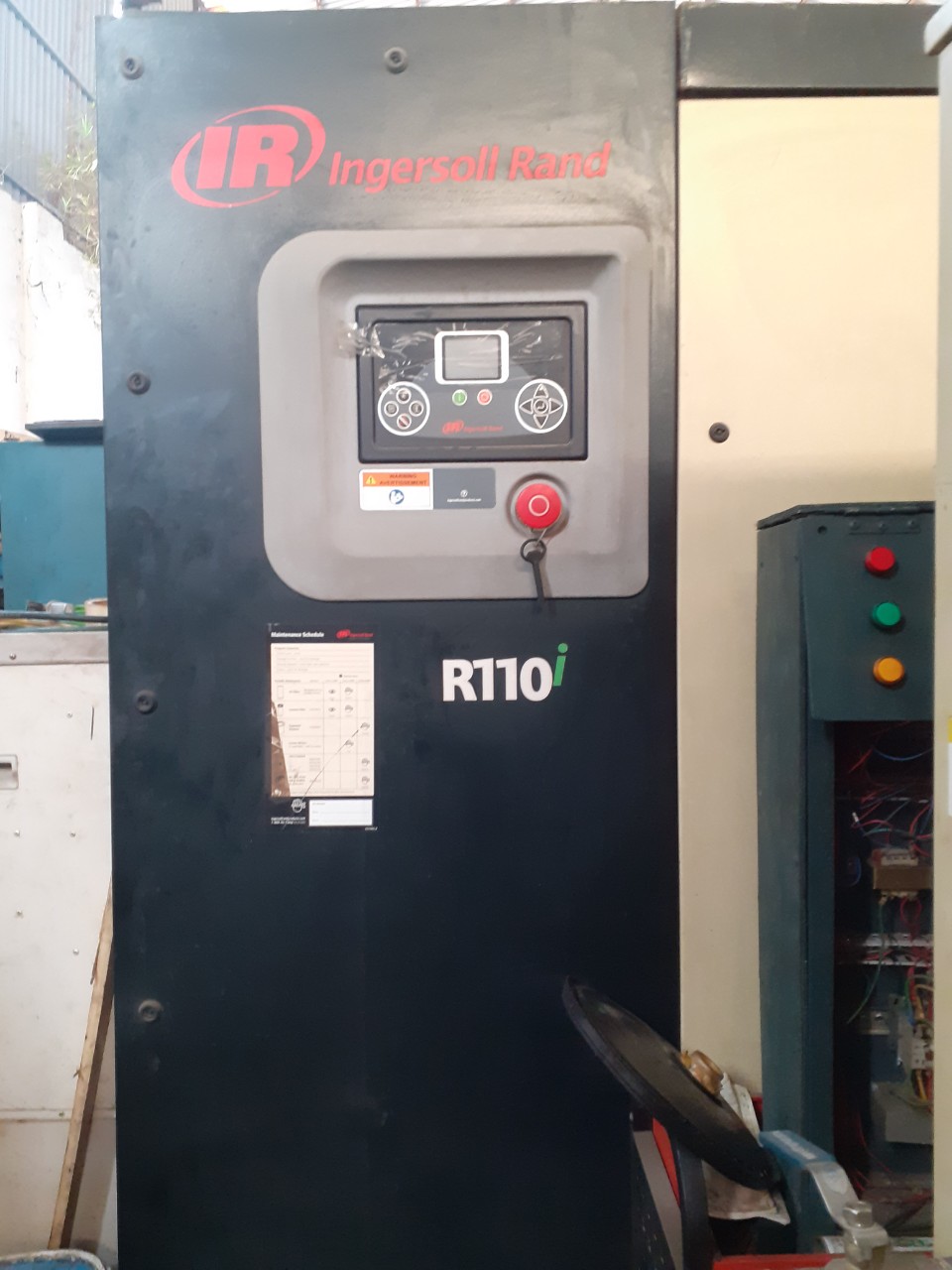 Máy nén khí Ingersoll Rand R110i